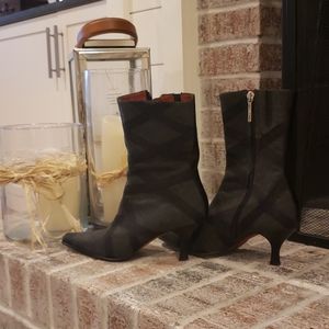 Donald J Pliner Boots